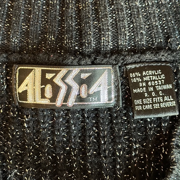 Vintage Alissia Black & Silver Metallic OSFA Sweater - Picture 4 of 4